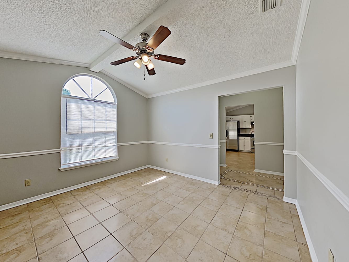 2463 Twin Springs Dr N, Jacksonville photo 9