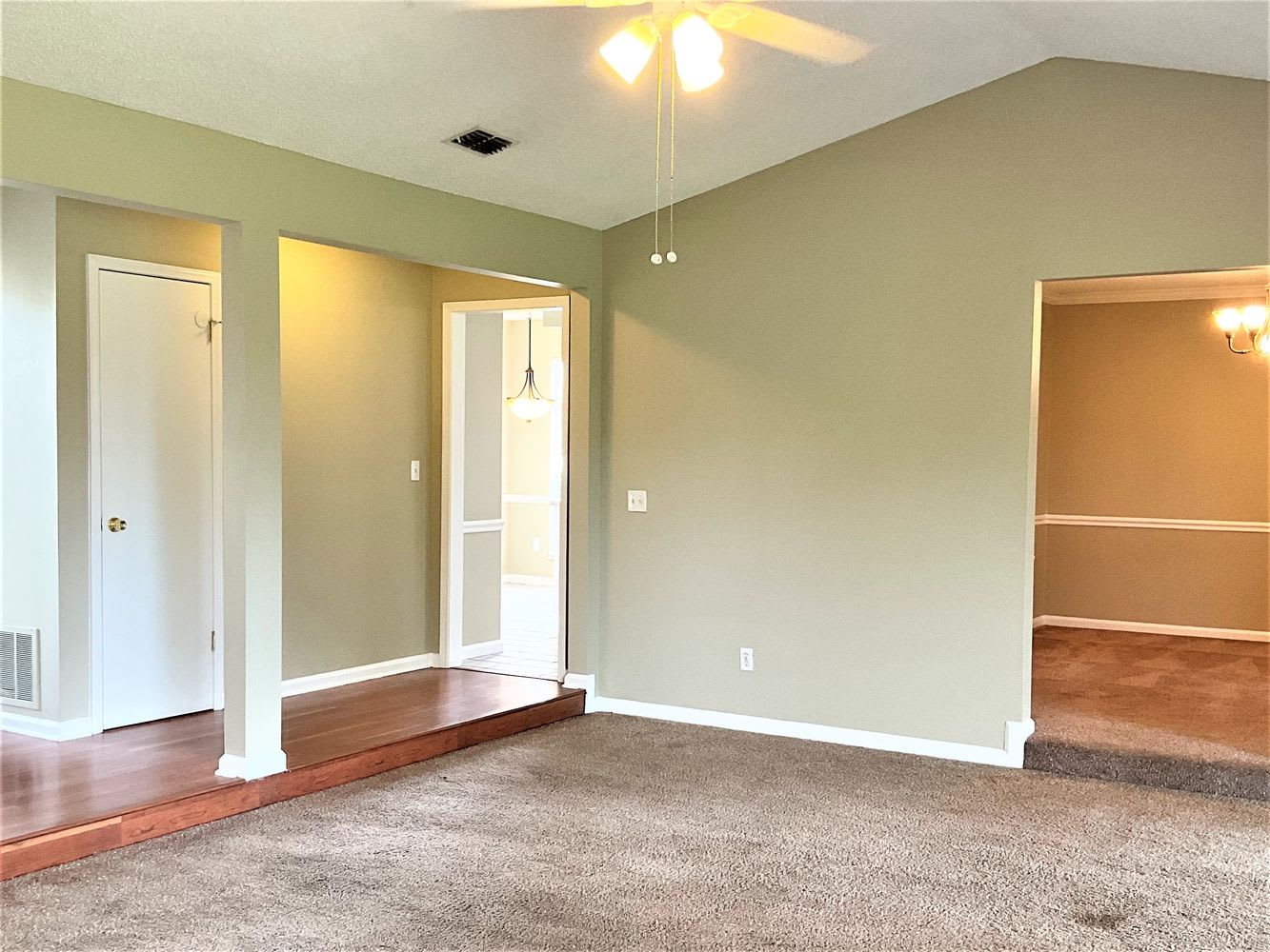 2466 Ridgecrest Ave, Orange Park photo 3