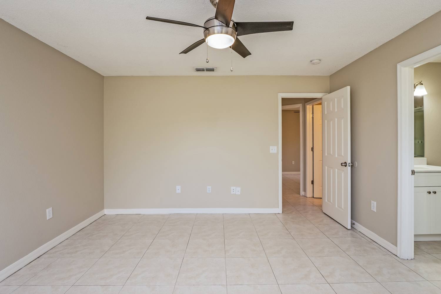 247 Southbridge Cir, Kissimmee photo 9