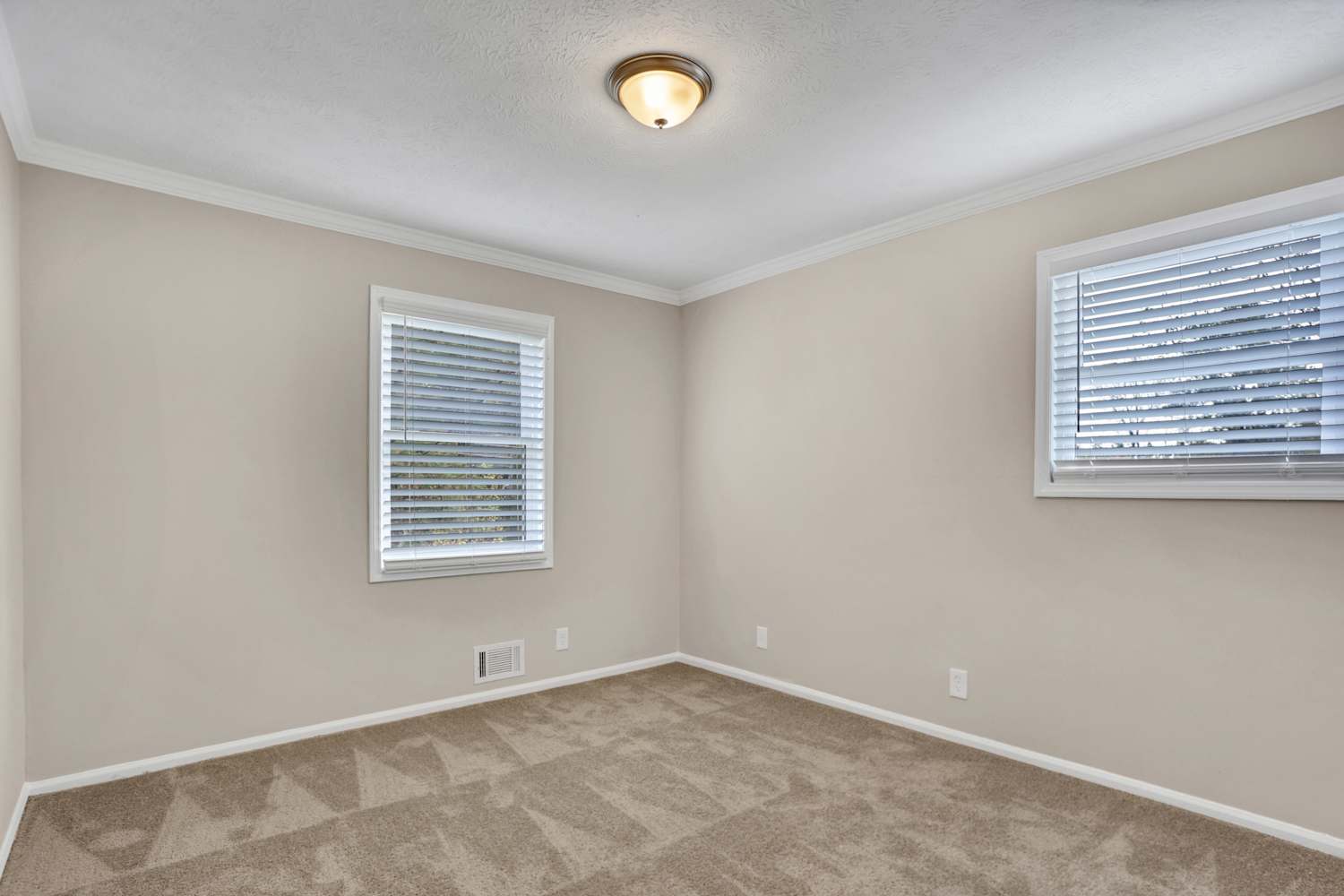 2479 Enon Rd Sw, Atlanta photo 9