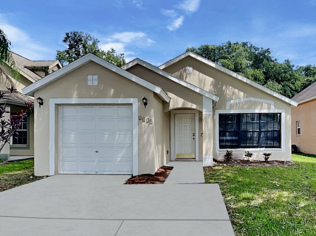 Front of 2479 Sagemont Dr, Brandon, FL