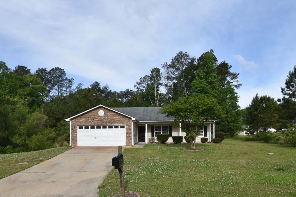 Front of 25 Raven Ct, Covington, GA