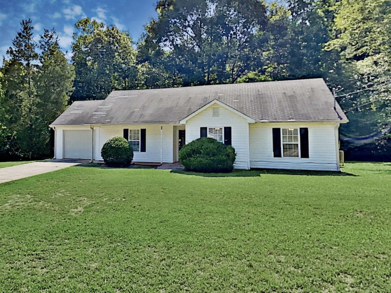 Front of 25 Whitehead Ct, Covington, GA