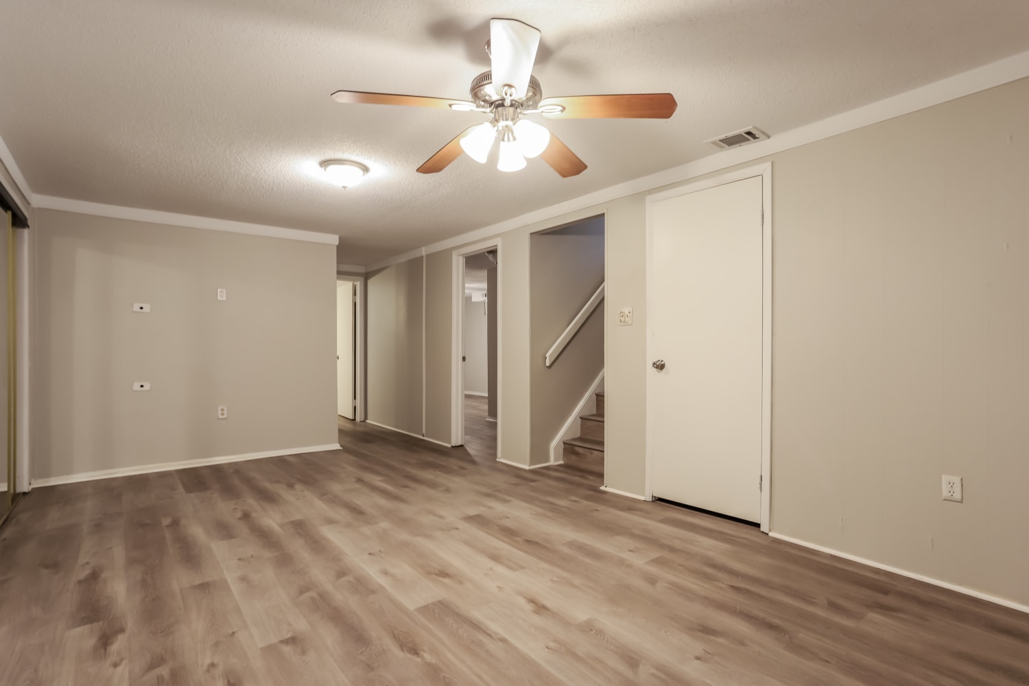 250 Aspen Drive, Brighton photo 8