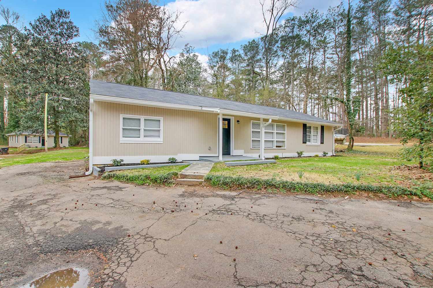 Front of 2504 Stone Rd - A, East Point, GA