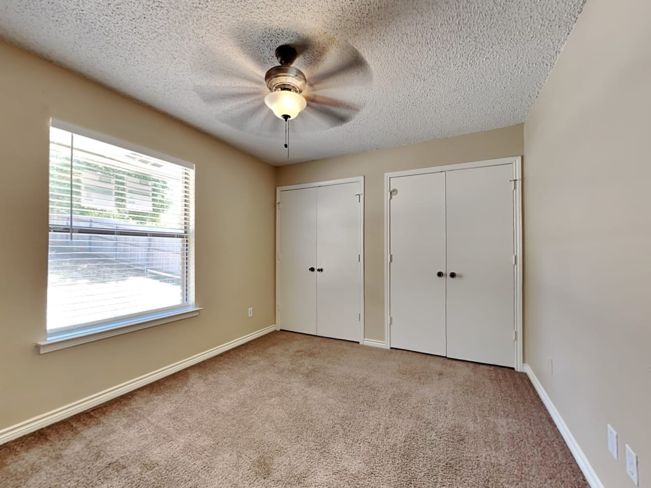 2512 Bayberry Ln, Euless photo 8