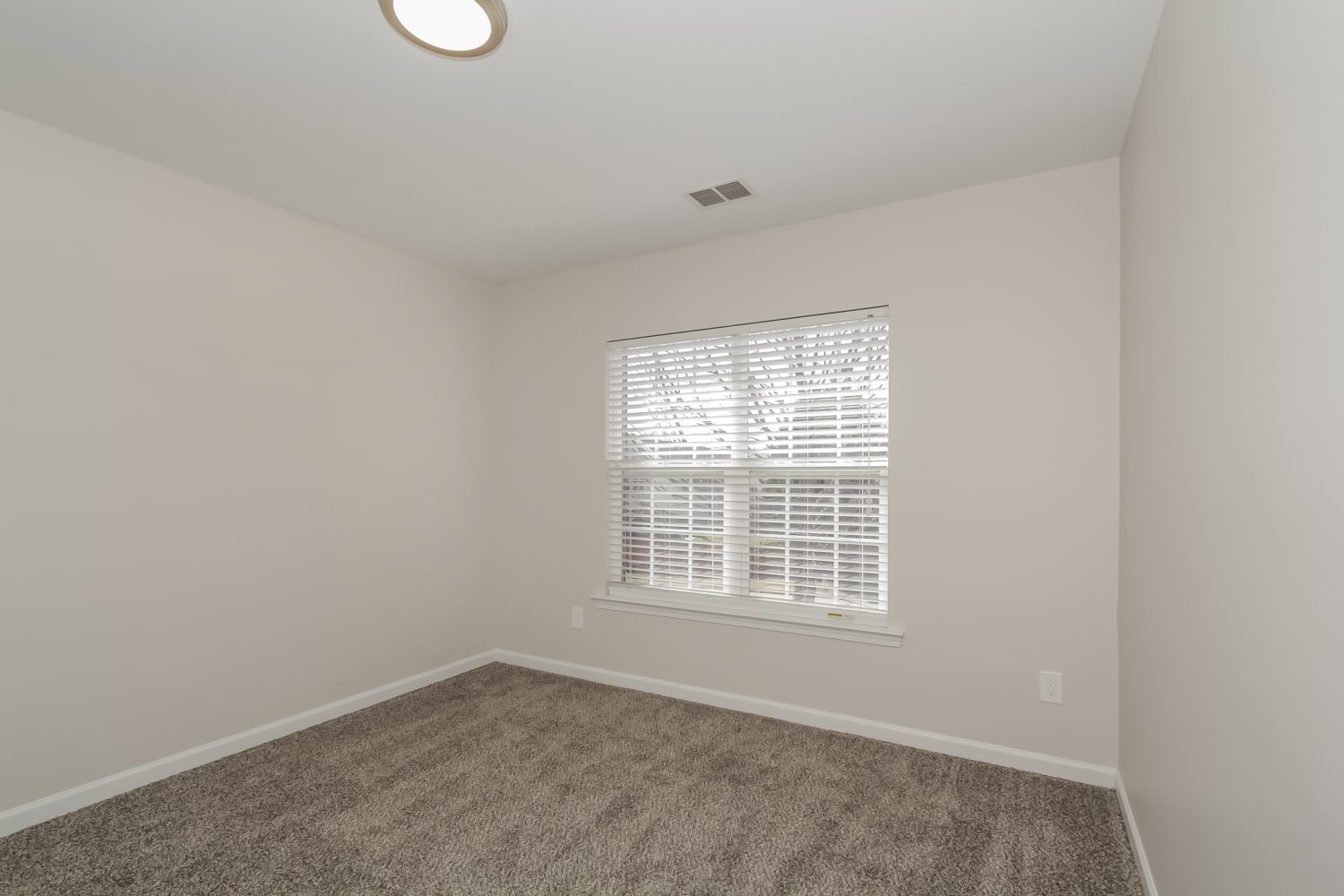 2512 Red Birch Dr, Charlotte photo 11