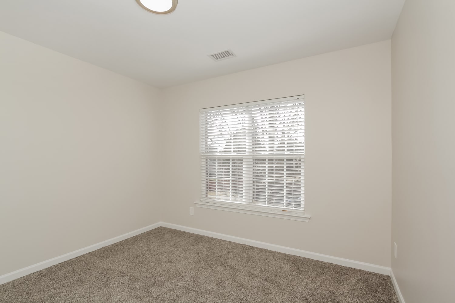 2512 Red Birch Dr, Charlotte photo 9