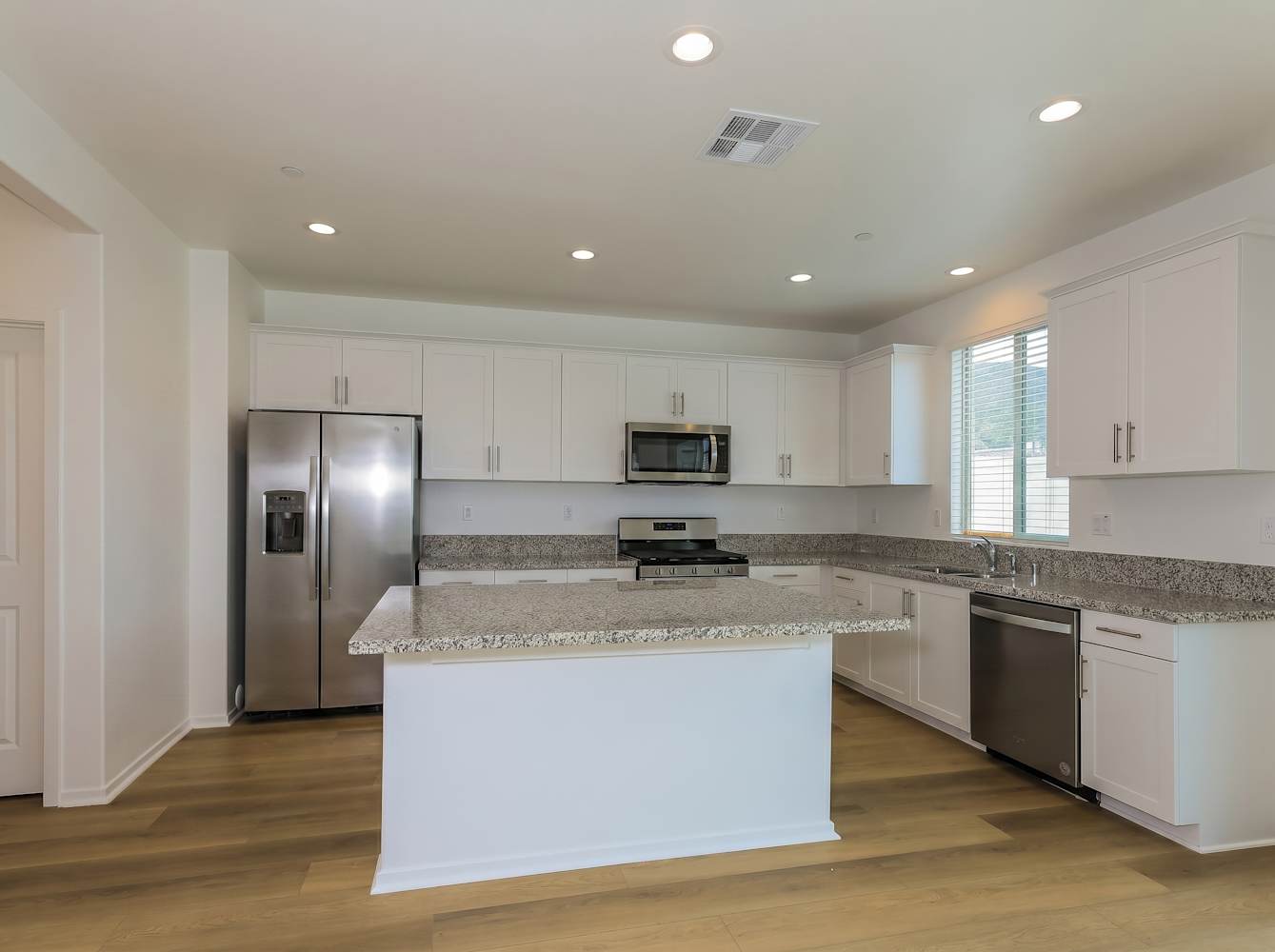 25158 Mountain Violet Way, Menifee photo 6