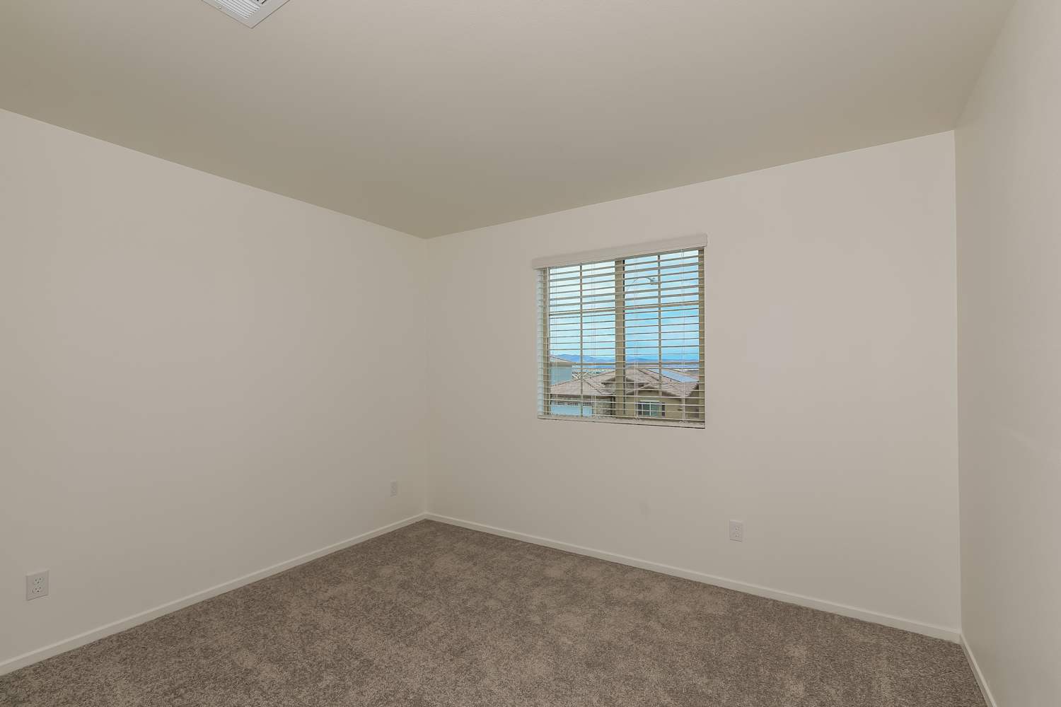 25158 Mountain Violet Way, Menifee photo 14