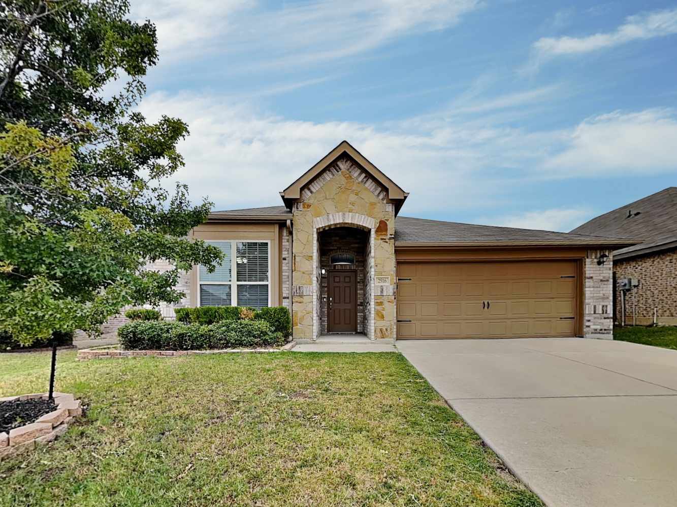 Front of 2516 Old Buck Dr, Weatherford, TX