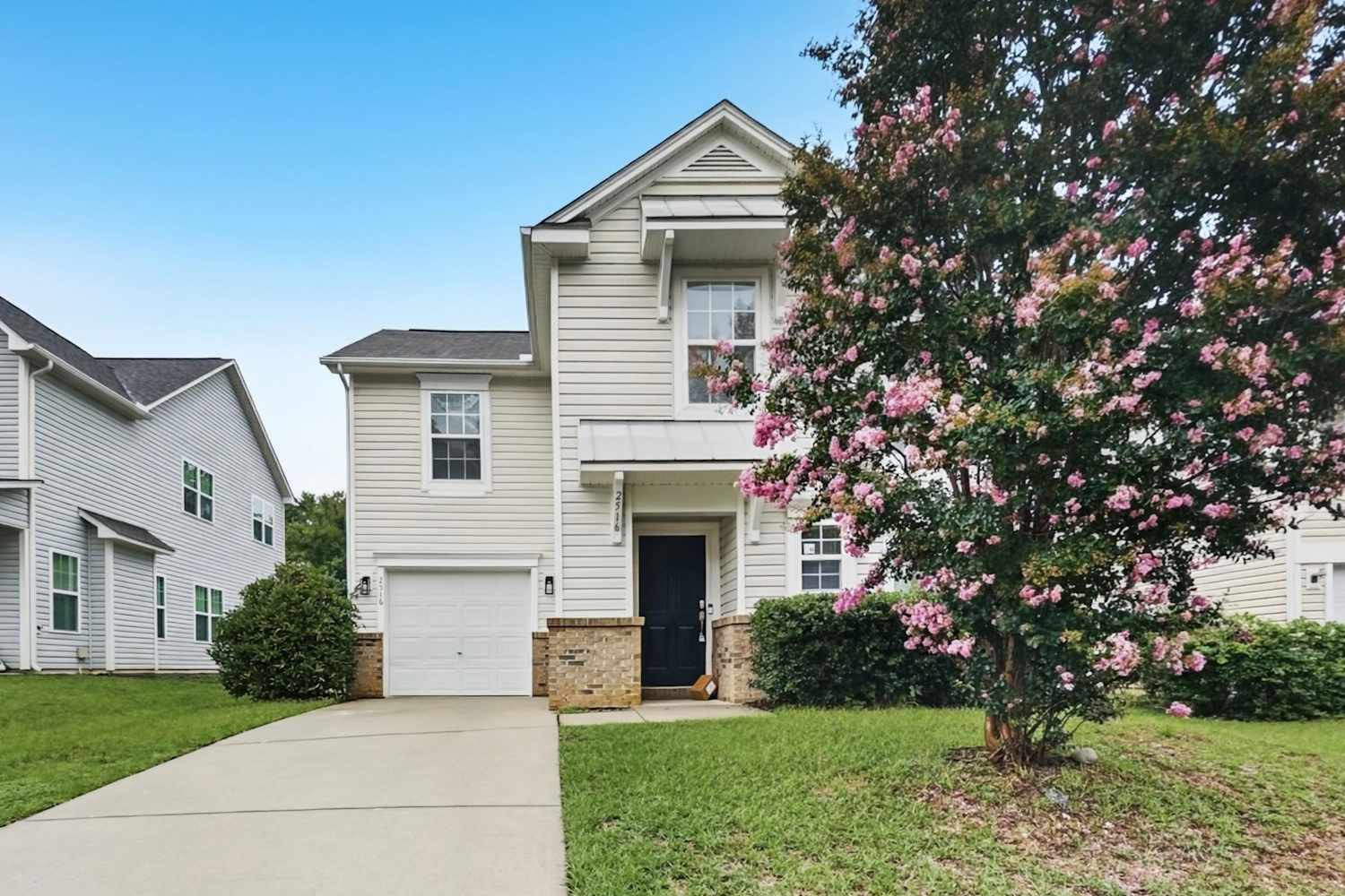 2516 Quarry Ridge Ln, Raleigh photo 1