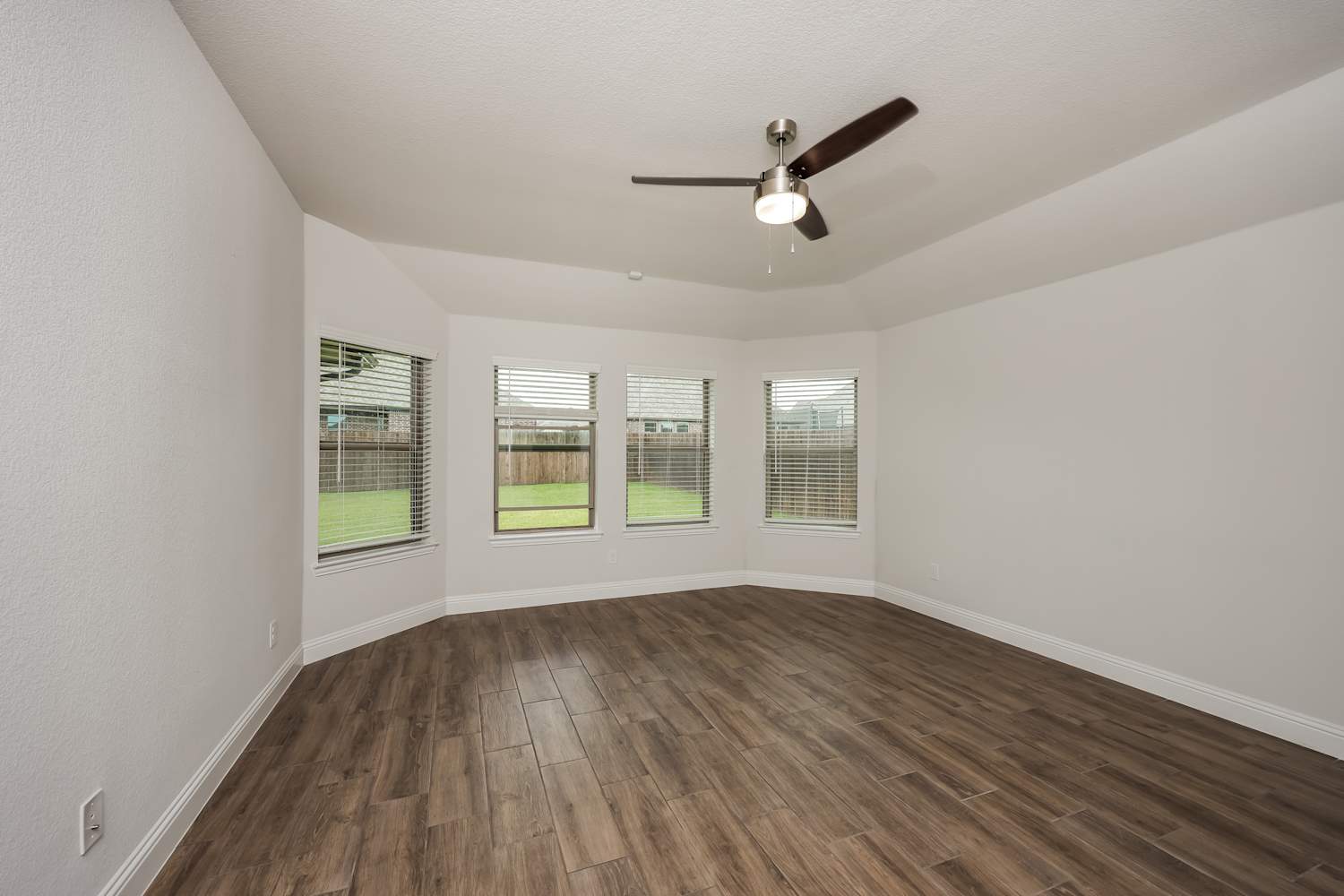 254 Hedgewood Drive, Waxahachie photo 9