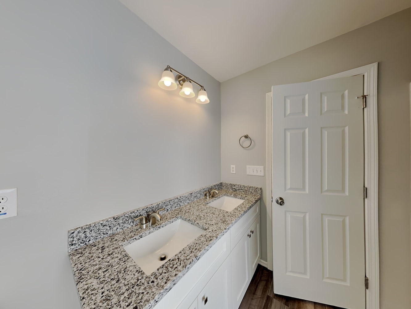2543 Buckleigh Dr, Charlotte photo 14