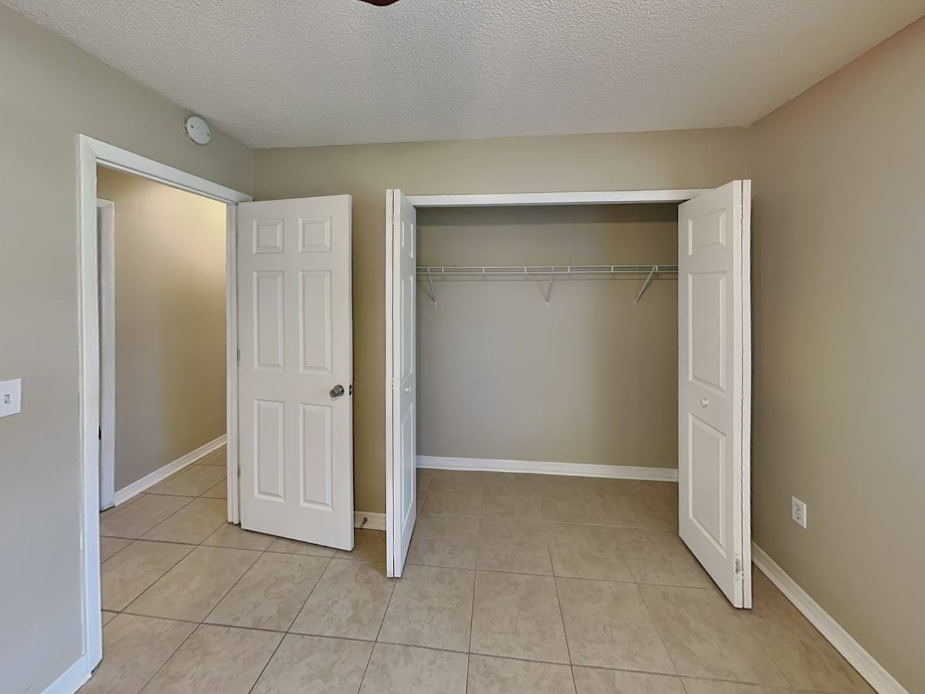 2563 W Scarlet Oak Ct, Sarasota photo 12