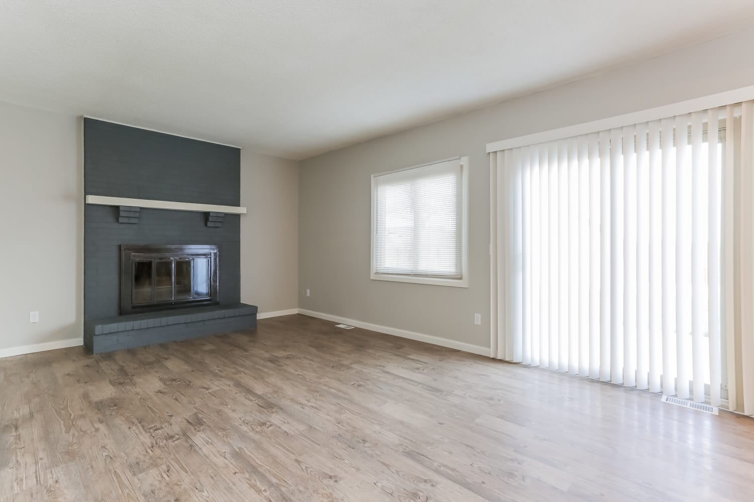 2569 E 102nd Ave, Thornton photo 8