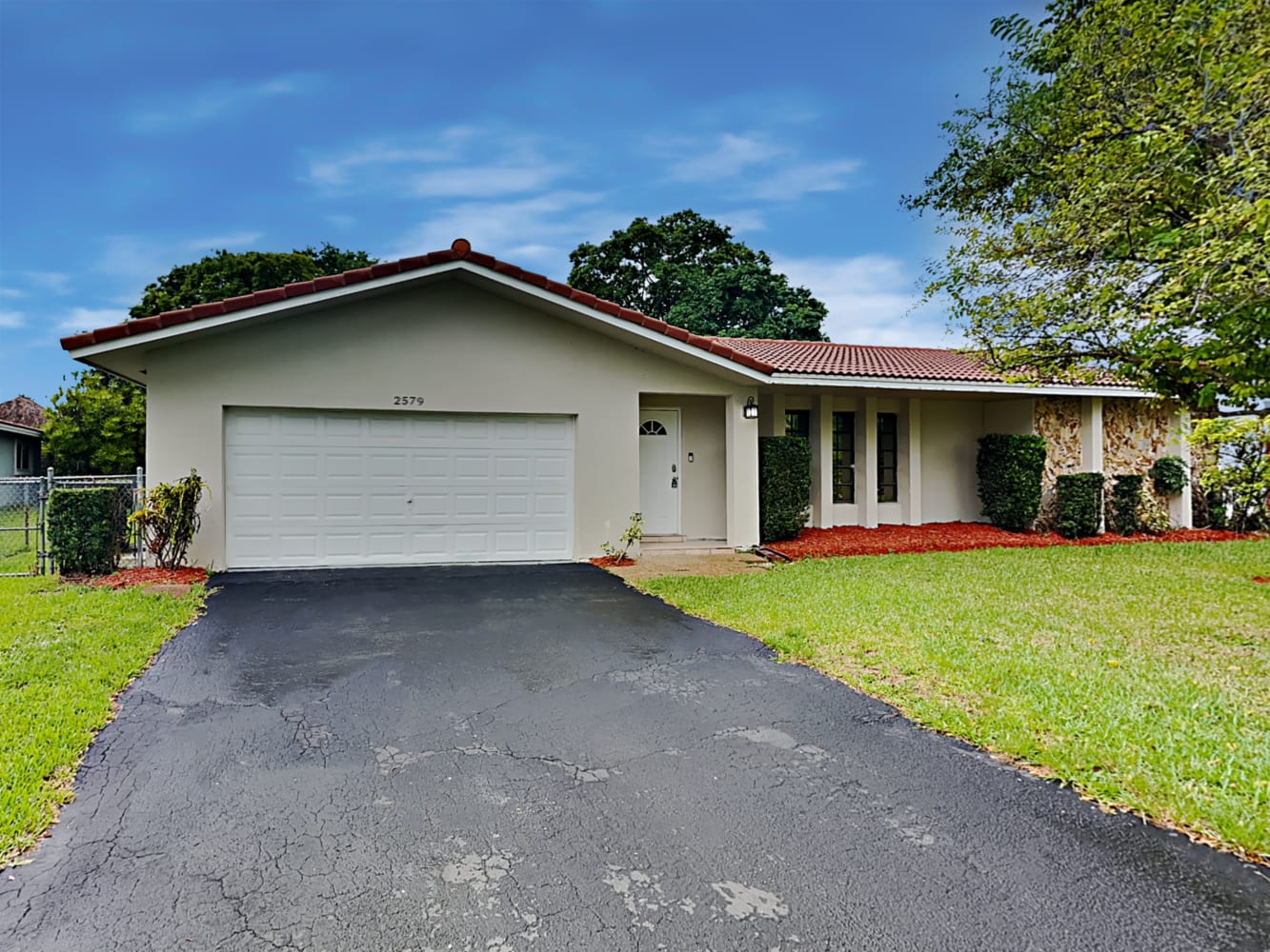 Front of 2579 NW 118th Dr, Coral Springs, FL