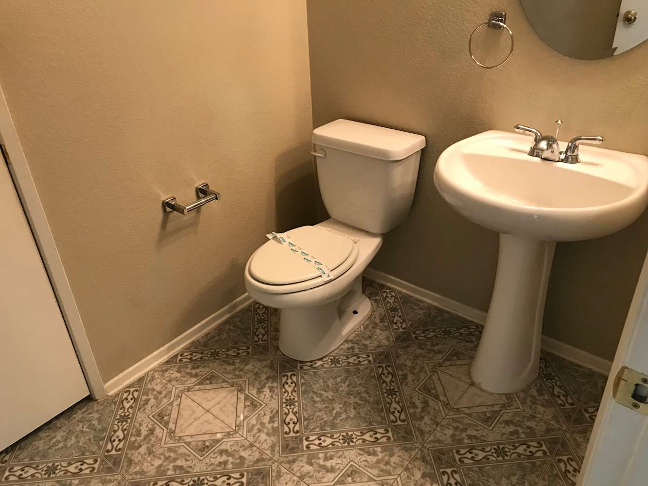 25957 Avenida Espaldar, Moreno Valley photo 13