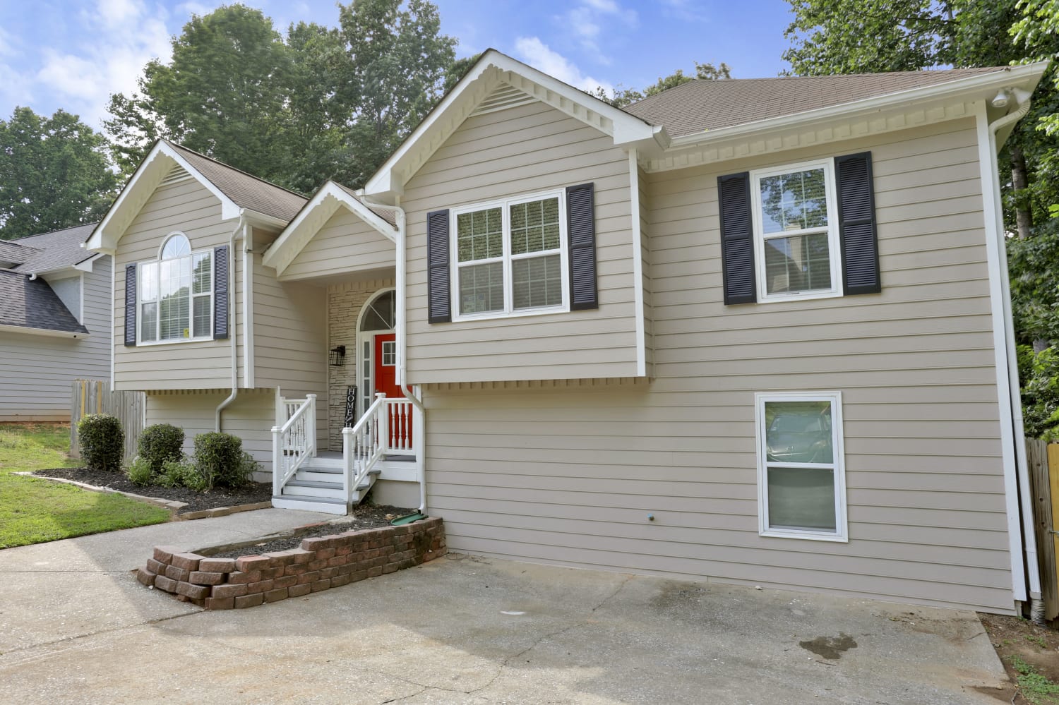 Front of 2609 Windage Dr Sw, Marietta, GA