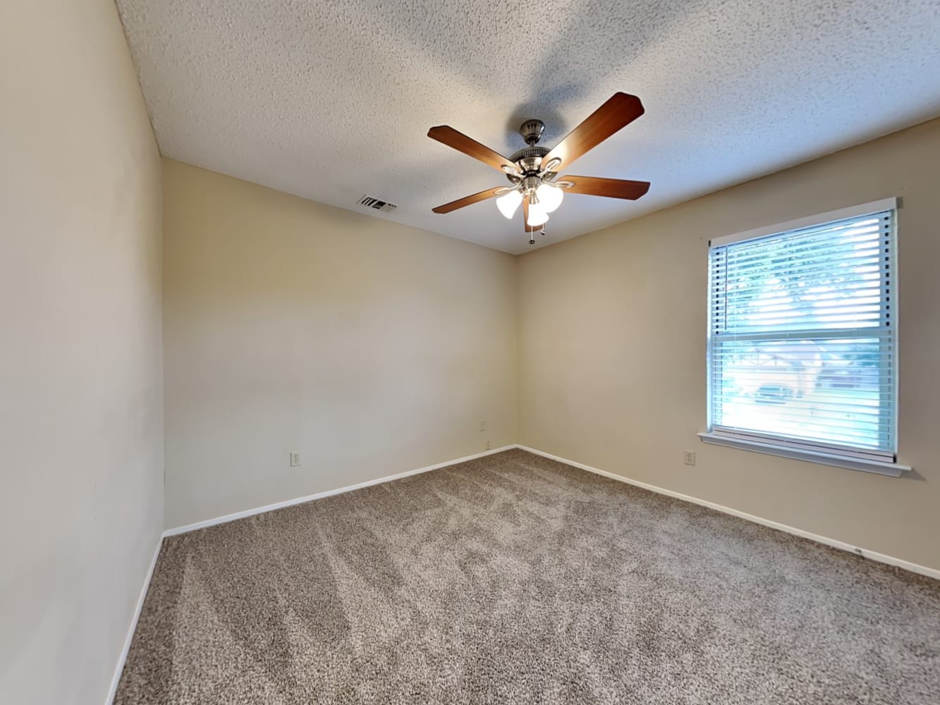 2614 Remmington Dr, Grand Prairie photo 13