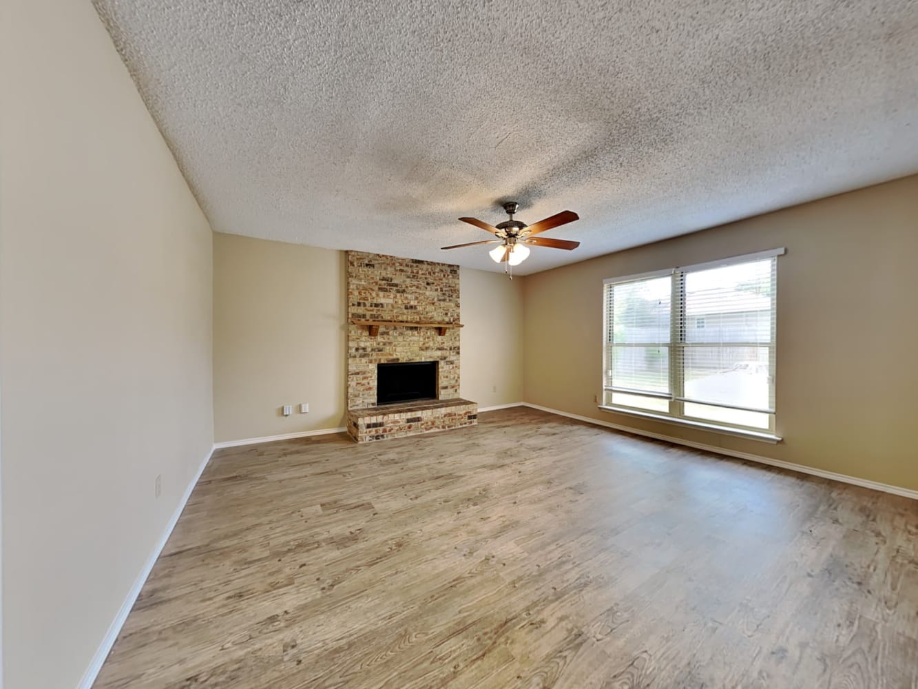 2614 Remmington Dr, Grand Prairie photo 7