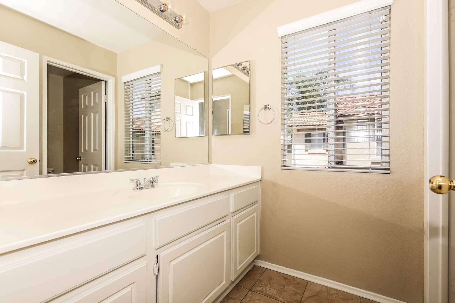 26186 Lawrence Union Dr, Murrieta photo 16