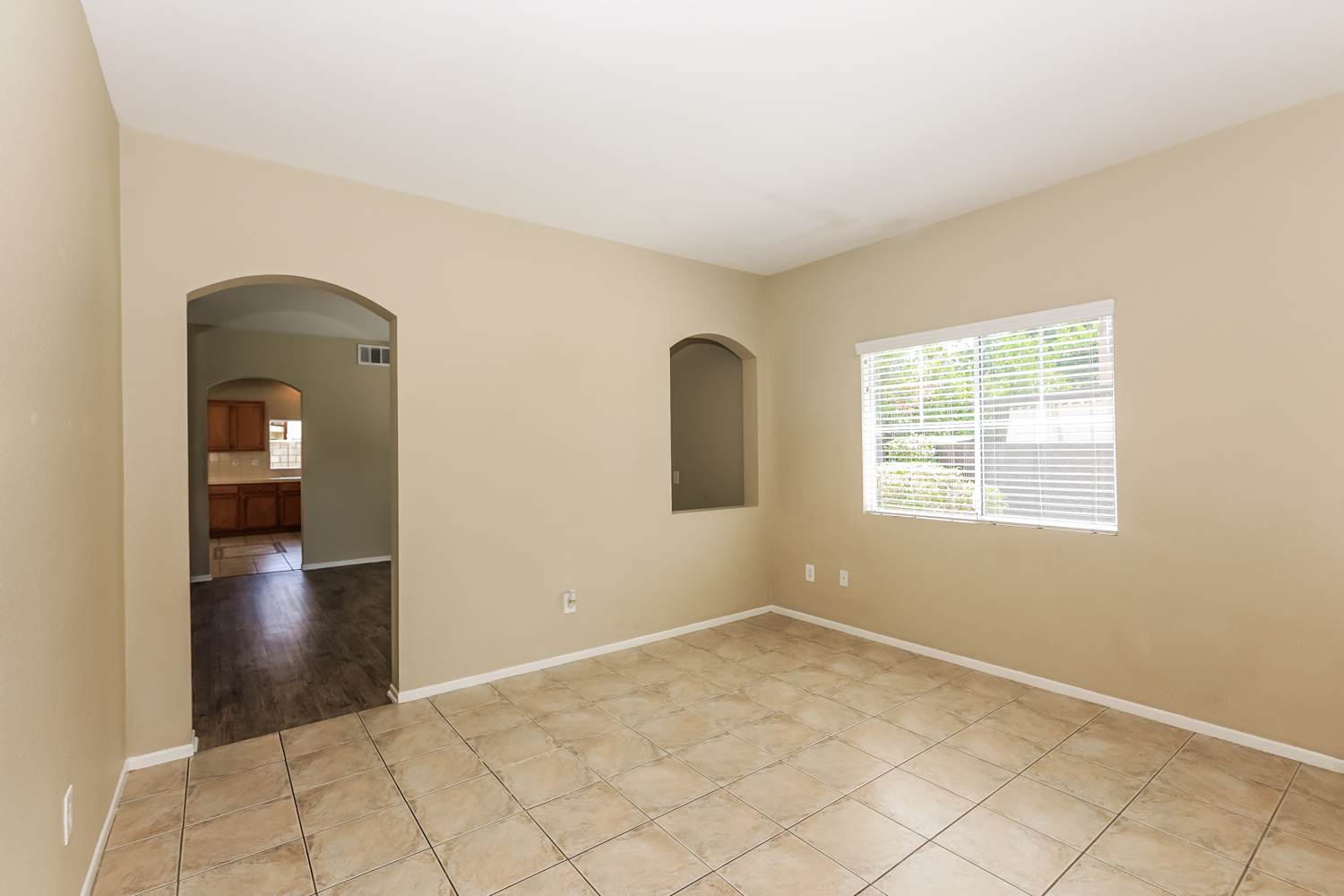 26186 Lawrence Union Dr, Murrieta photo 7