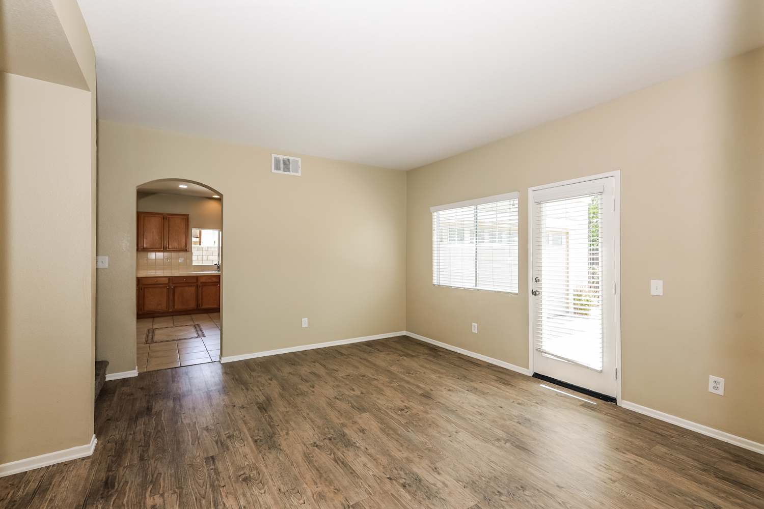 26186 Lawrence Union Dr, Murrieta photo 6