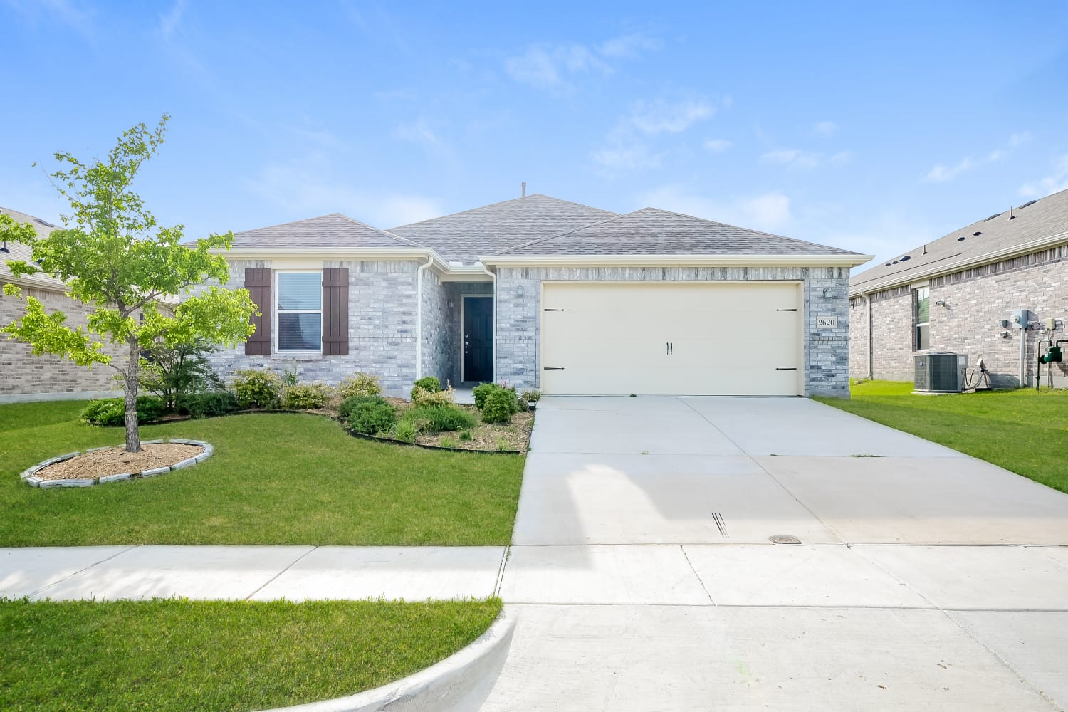 Front of 2620 Wayne Ave, Aubrey, TX