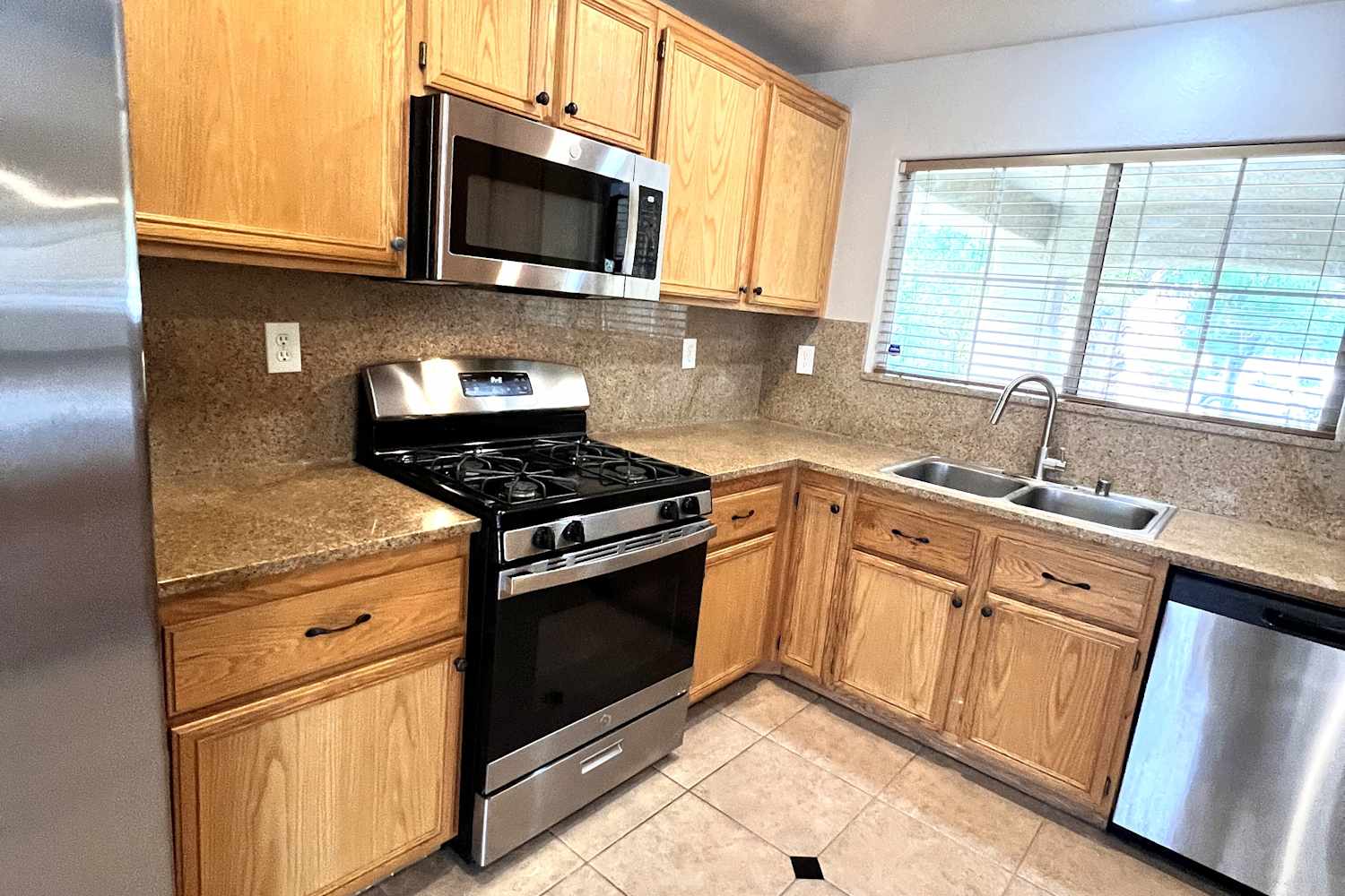 2621 Cedar Bird Dr, North Las Vegas photo 7