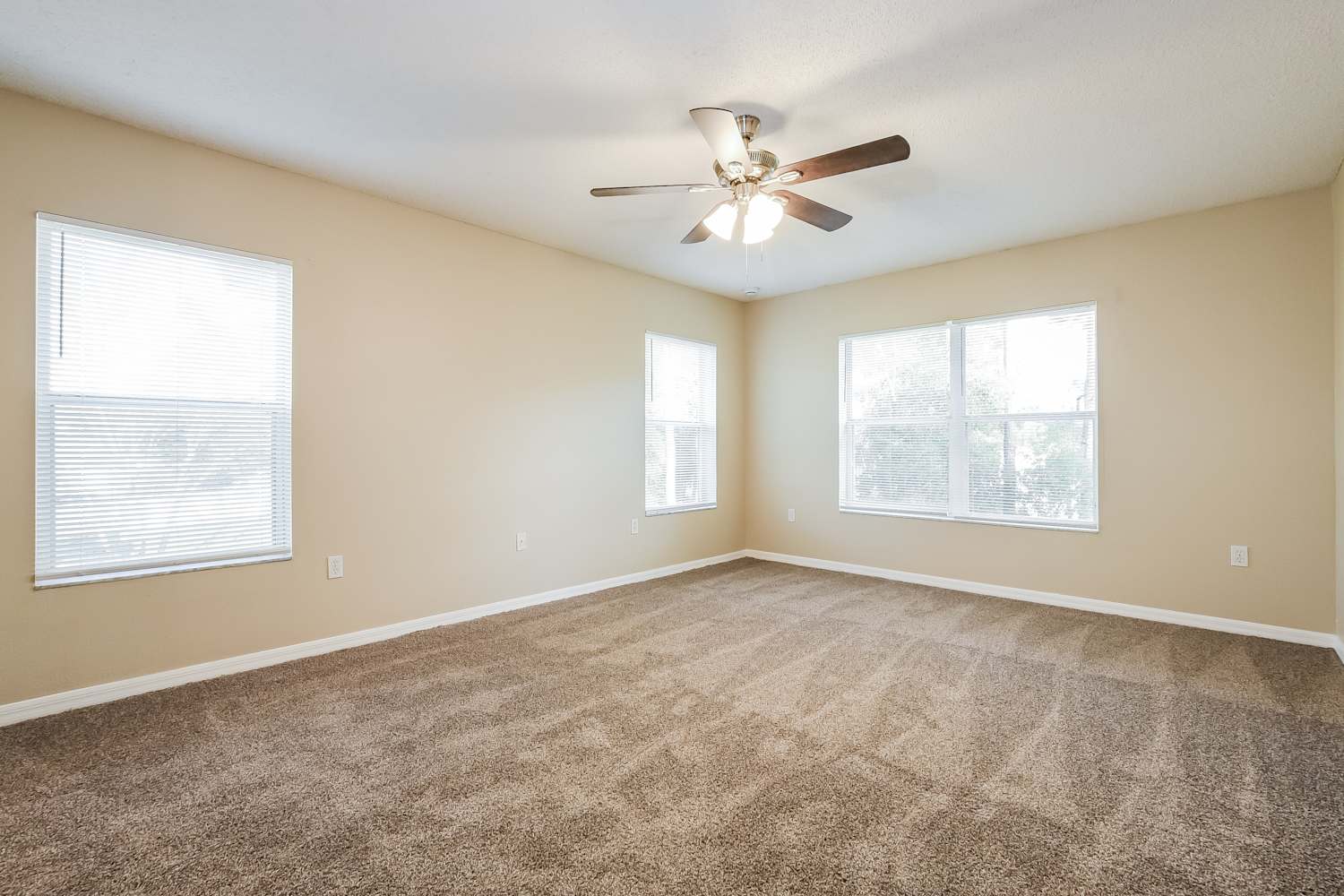 2621 Fair Oaks Dr, Deltona photo 6