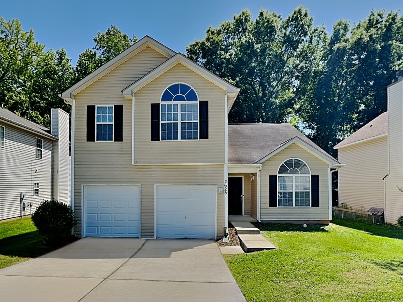 2625 Fairstone Ave, Charlotte photo 1