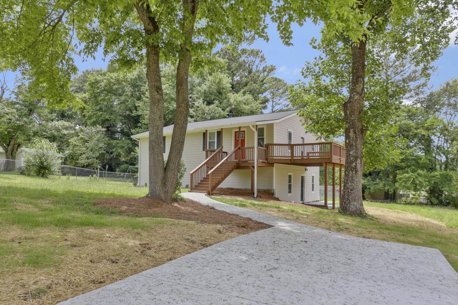 Front of 2627 Chambers Rd, Marietta, GA