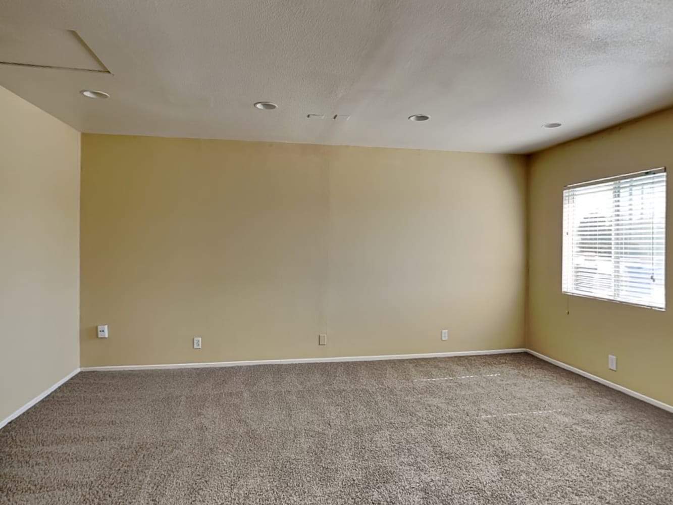 2628 N Maple Ave, Rialto photo 13