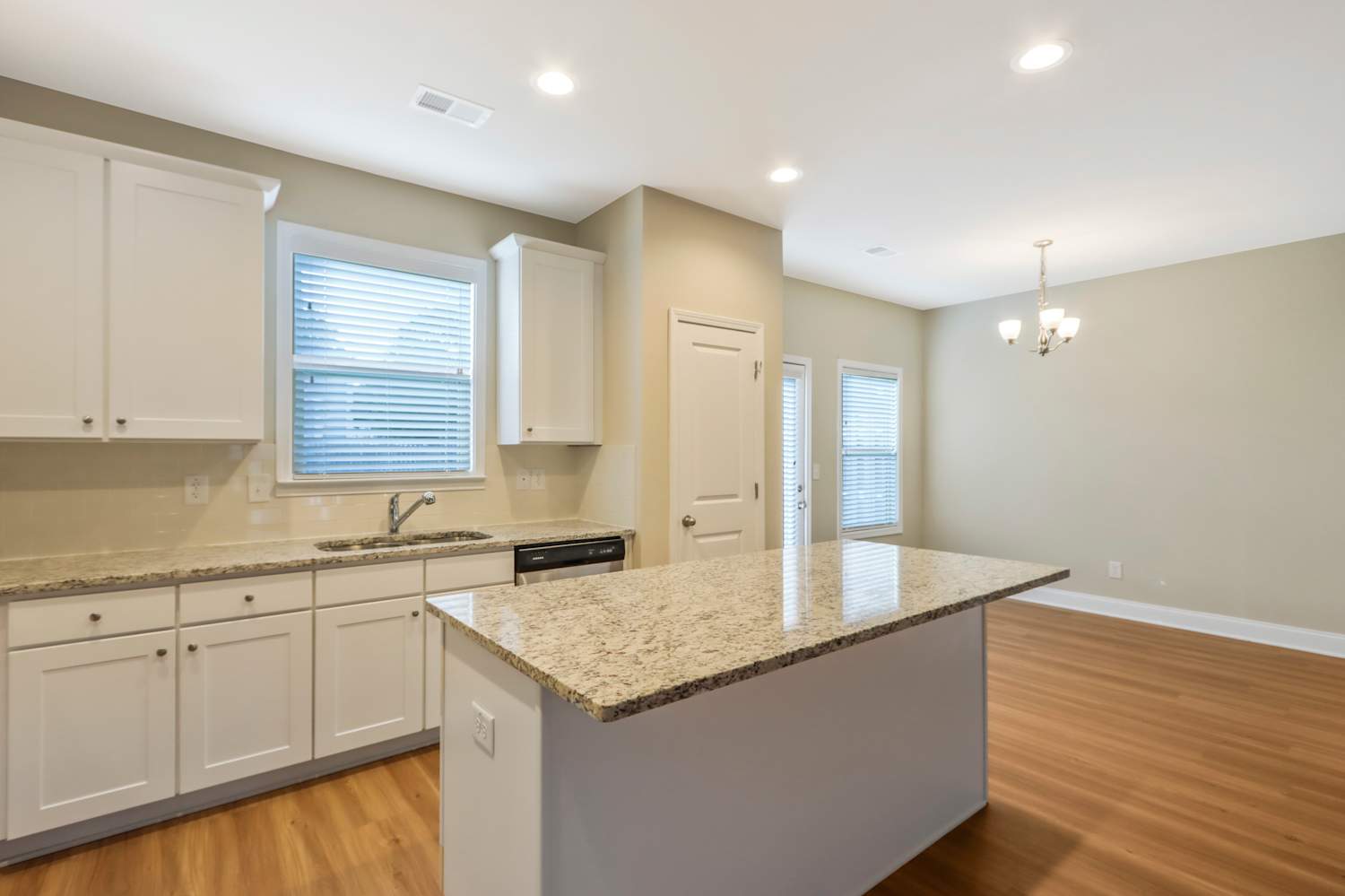 265 Orchard Dr, Covington photo 8