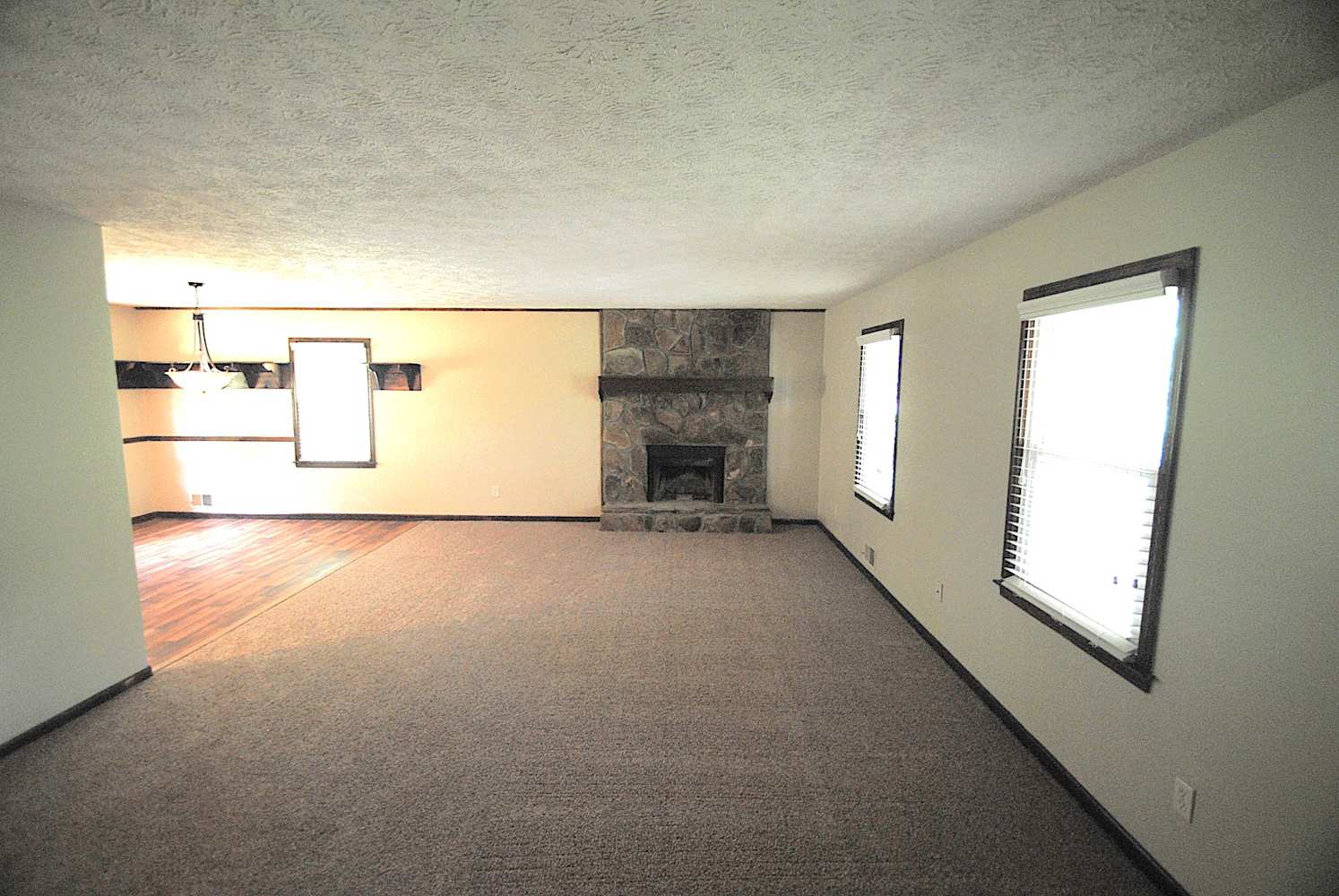 266 Farm Ridge Dr NE, Woodstock photo 2