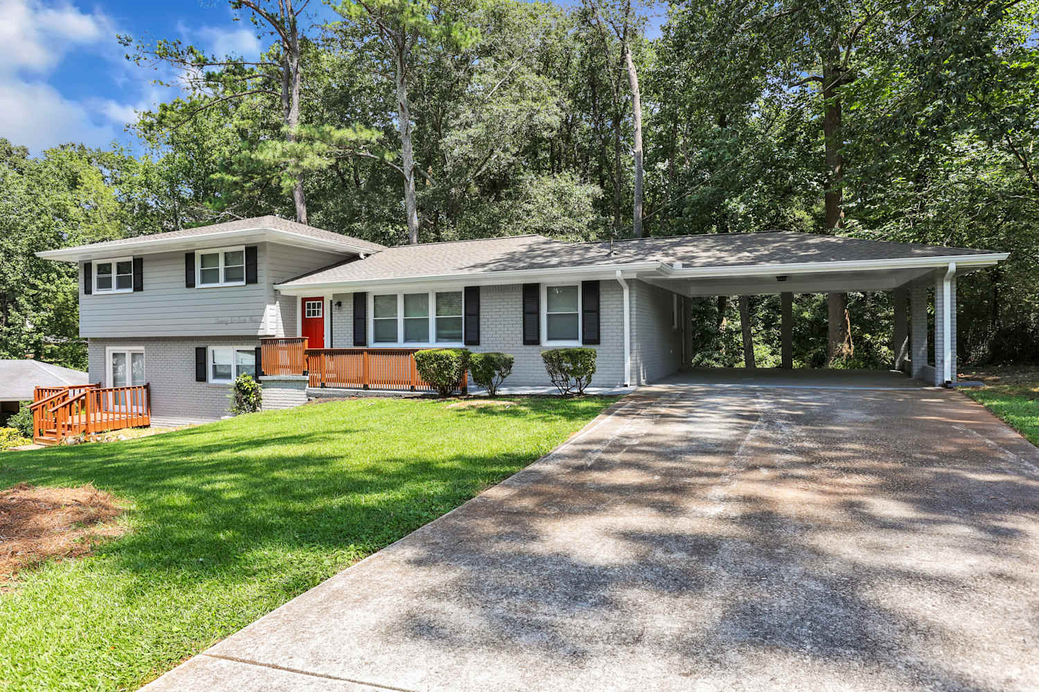 Front of 2664 Cherylton Ct, Decatur, GA