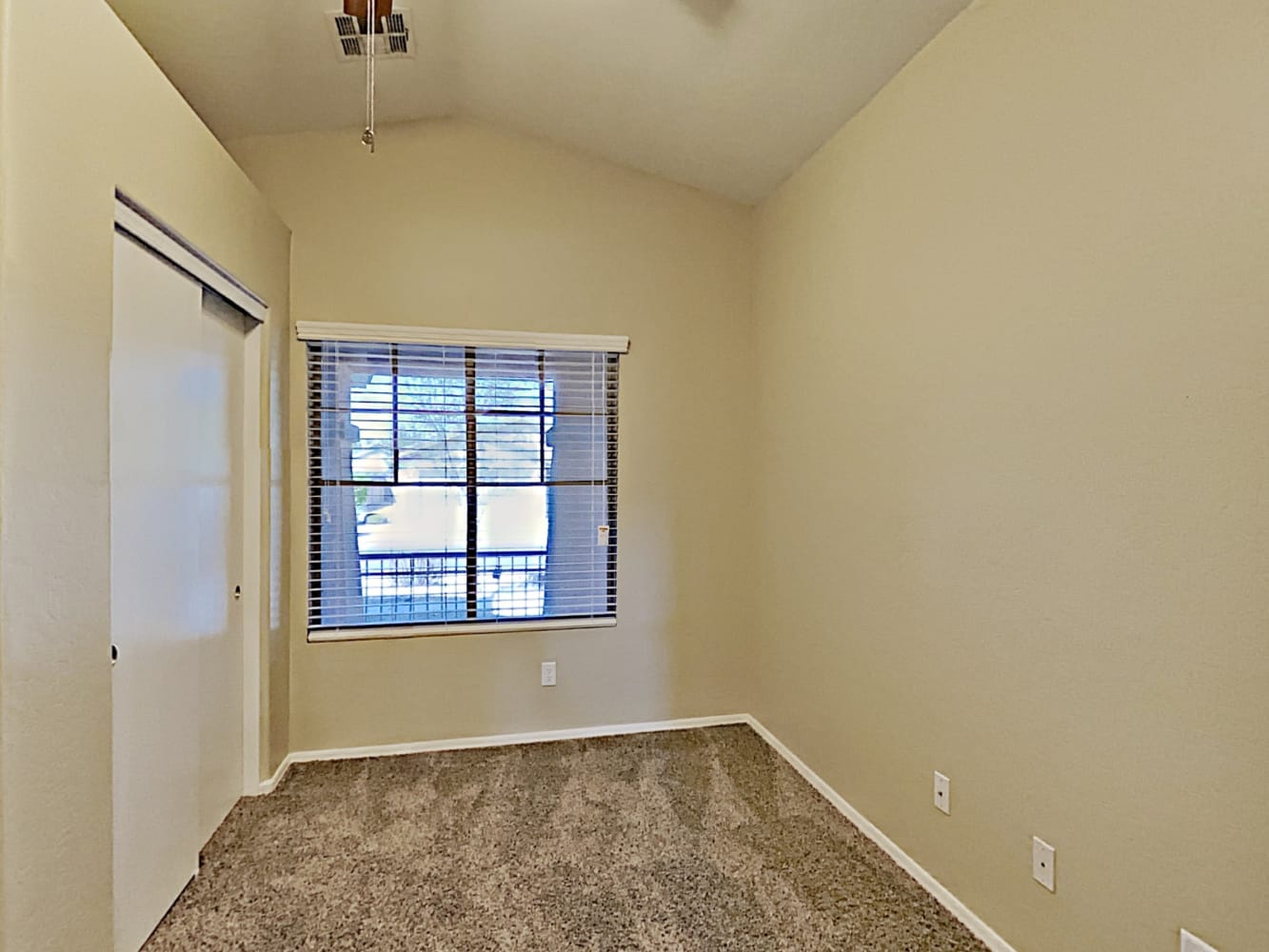 2677 W Half Moon Cir, Queen Creek photo 14