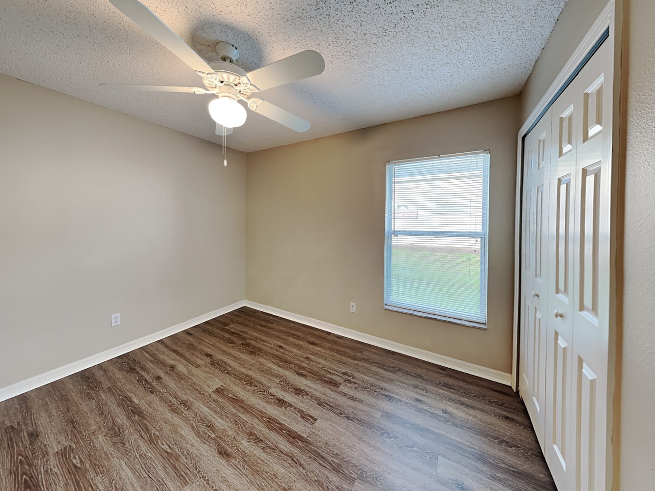 269 Delancey Dr, Davenport photo 14