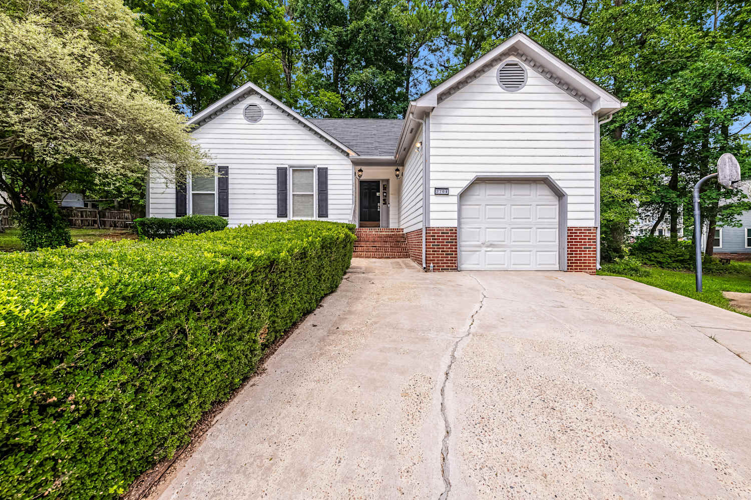 2704 Kempsford Pl, Raleigh photo 1