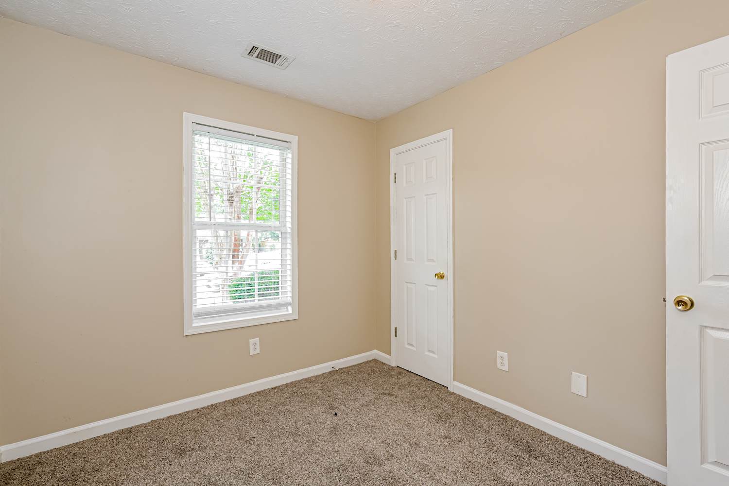 2709 Glendale Dr, Gainesville photo 12