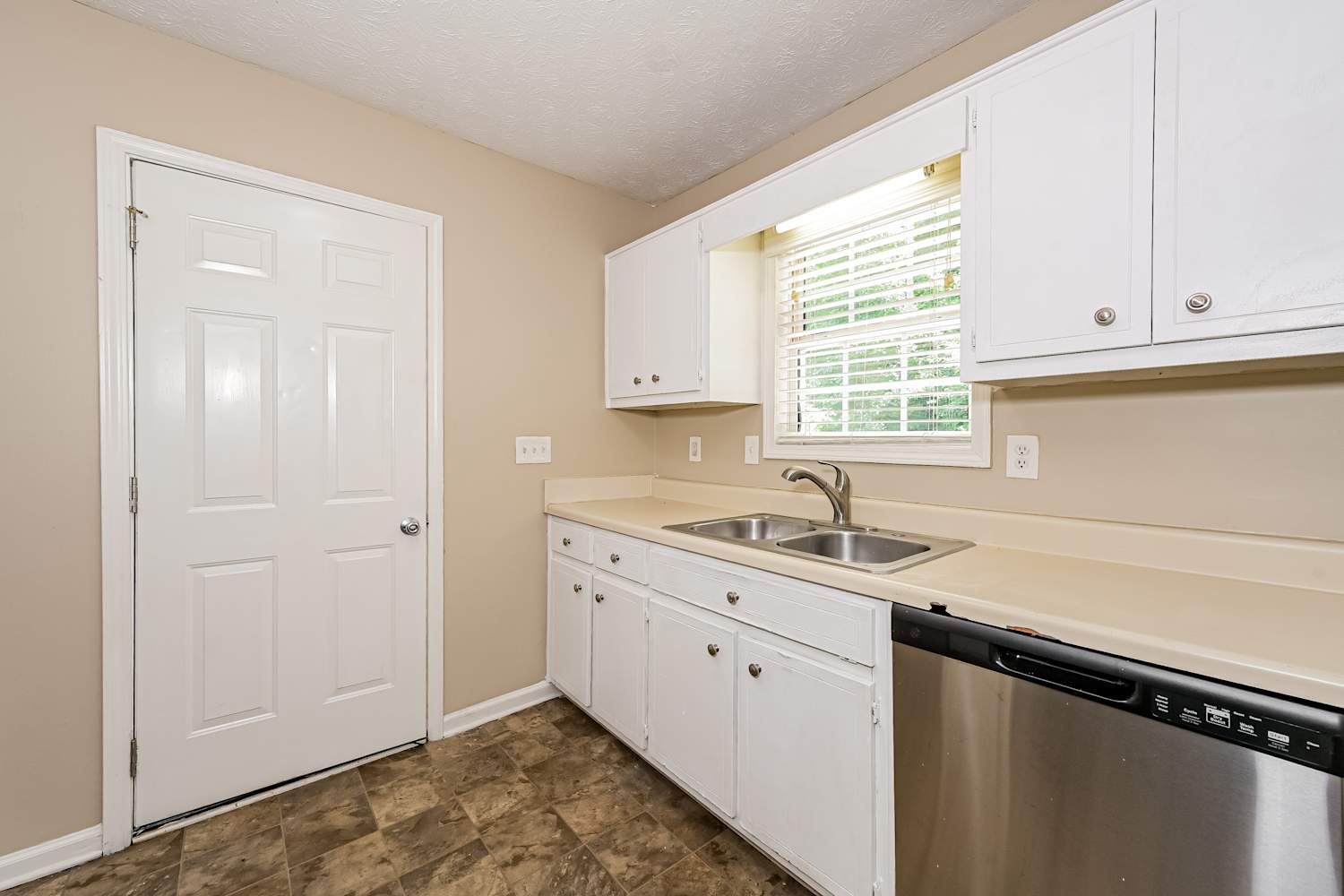 2709 Glendale Dr, Gainesville photo 6