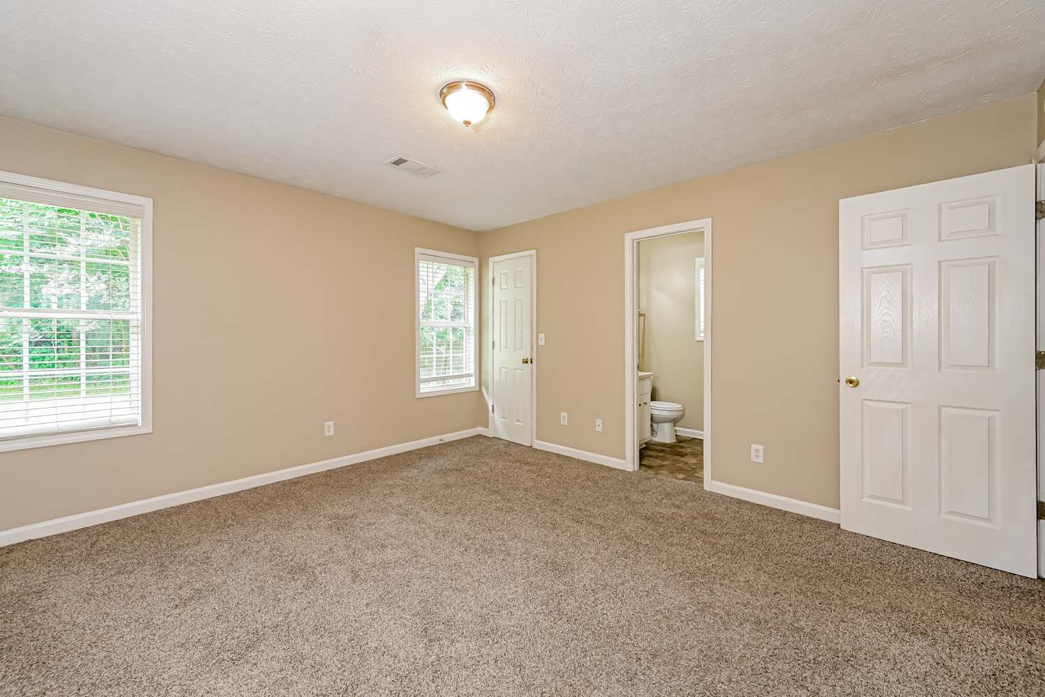 2709 Glendale Dr, Gainesville photo 8