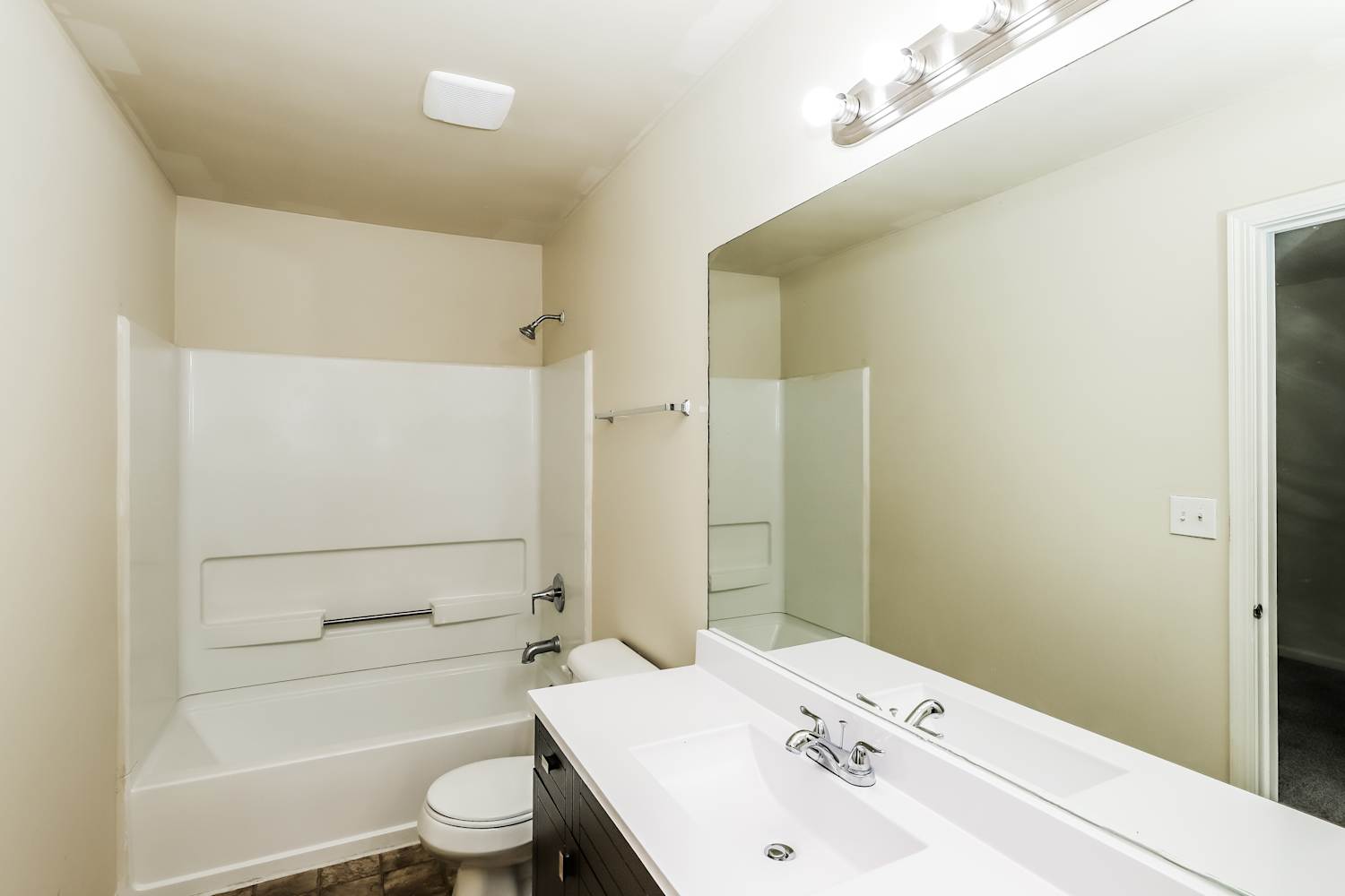 271 Springbrook Trl S, Oswego photo 9