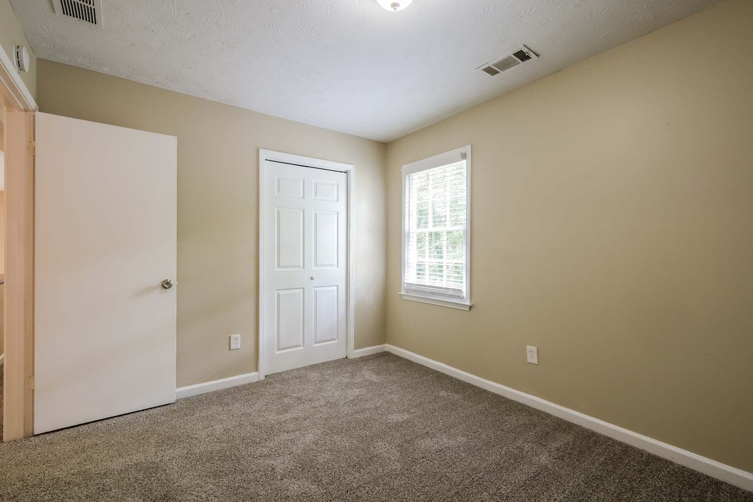 2711 Spring Ridge Cir, Snellville photo 15