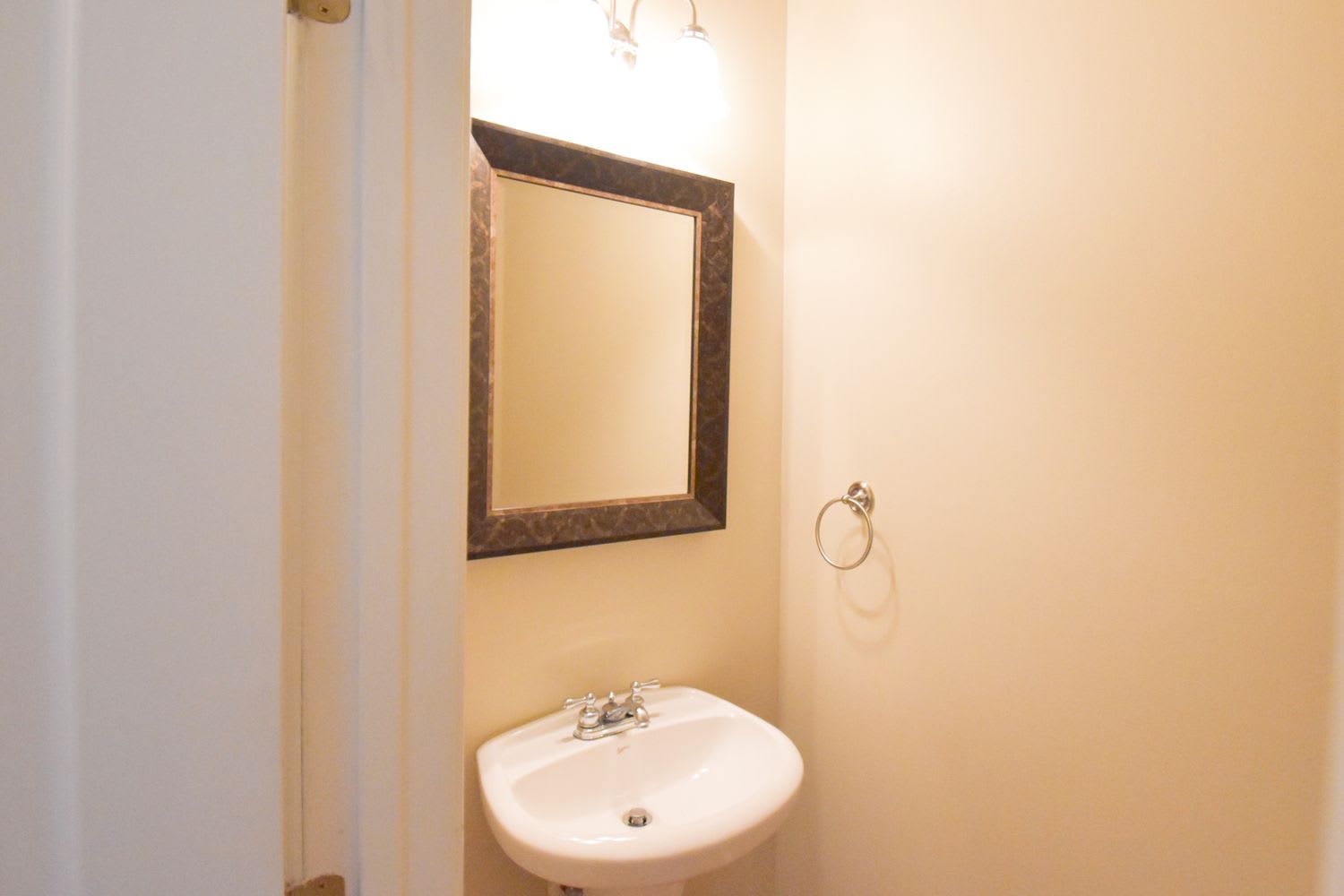 2716 Sandalwood Cir, Locust Grove photo 10