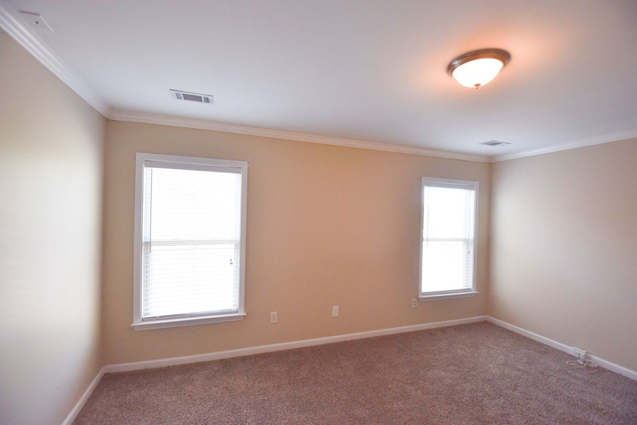 2716 Sandalwood Cir, Locust Grove photo 8