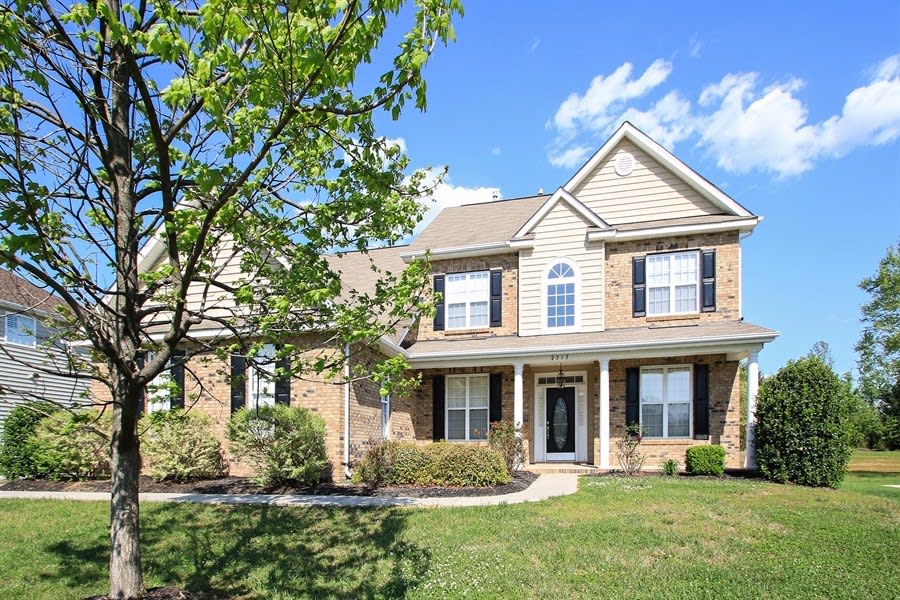 Front of 2717 Liberty Hall Ct, Waxhaw, NC
