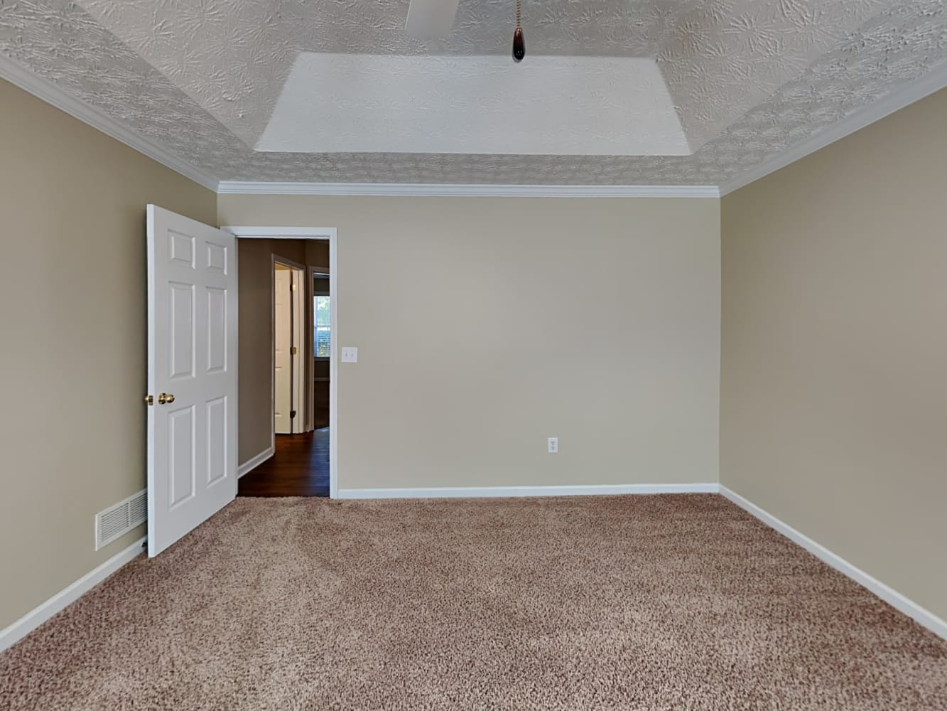 273 Rockingham Dr, Loganville photo 9