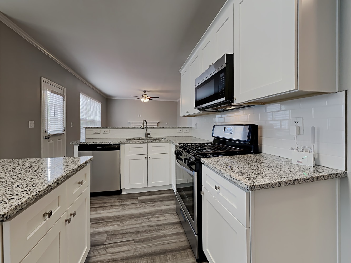 2731 Billings Park Dr, Charlotte photo 8